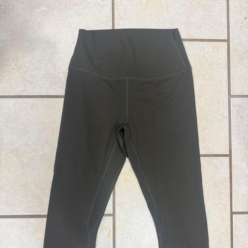 Lululemon olive green leggings Size S #leggings #activewear